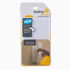 Safety 1st outsmart outlet covers NWOT